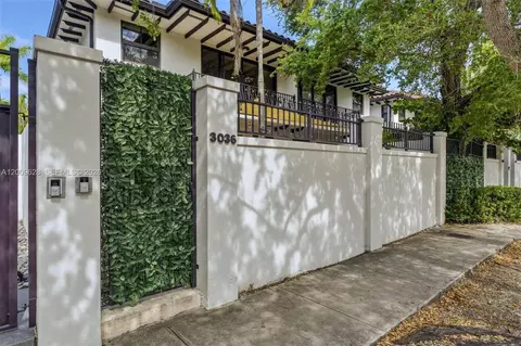 3036 Mcdonald St, Miami, FL 33133