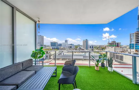 851 NE 1st Ave #1408, Miami, FL 33132