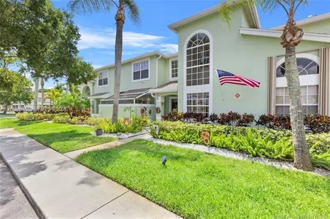 2058 SE Wild Meadow Cir #101, Port Saint Lucie, FL 34952