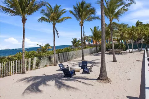 Exterior - 605 Ocean Dr #7L, Key Biscayne, FL 33149 photo 2 of 4