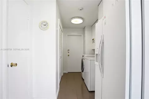 Other - 605 Ocean Dr #7L, Key Biscayne, FL 33149 photo 4 of 10