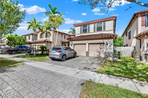 560 SE 33rd Ter, Homestead, FL 33033