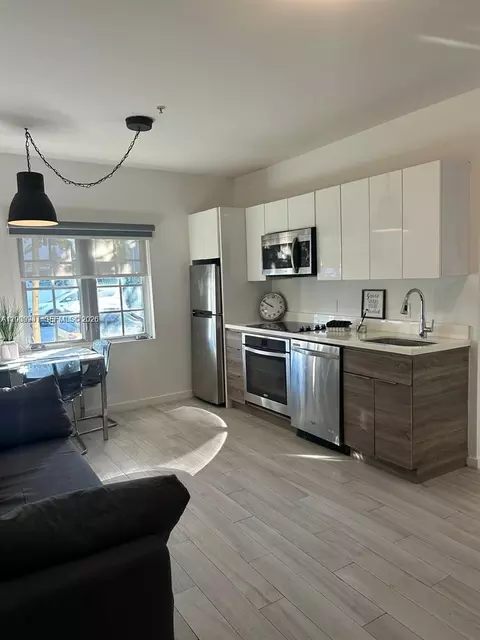 1450 Meridian Ave #101, Miami Beach, FL 33139