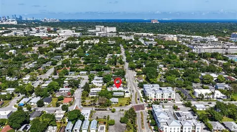 5925 SW 64th St, South Miami, FL 33143