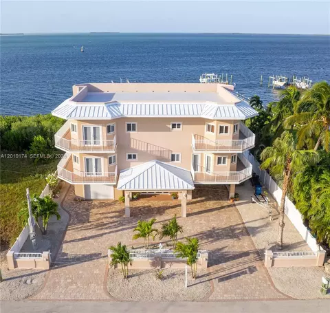 112 N Bounty Ln, Key Largo, FL 33037