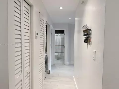 Entry Way - 7560 NW 173rd Ln, Hialeah, FL 33015 photo 1 of 1