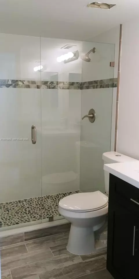 8590 SW 212th St #303, Cutler Bay, FL 33189