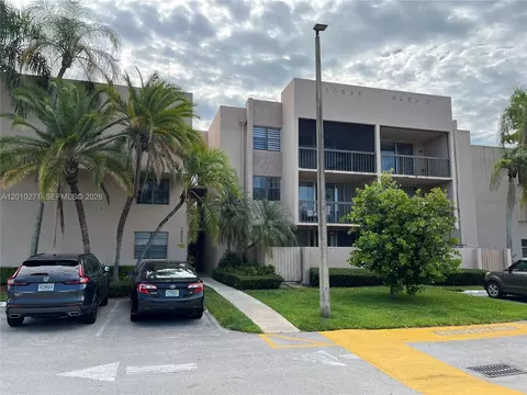 10525 SW 112th Ave #314, Miami, FL 33176