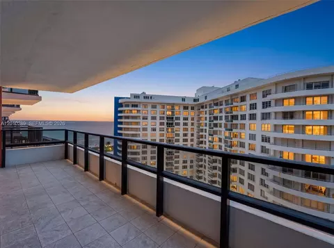 5225 Collins Ave #1519, Miami Beach, FL 33140