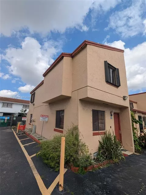 5256 W 24th Ave #5-3, Hialeah, FL 33016