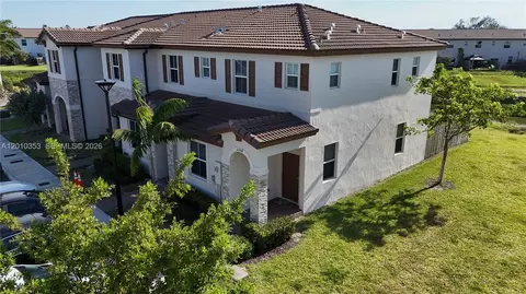 12308 NW 23rd Ct #12308, Miami, FL 33167