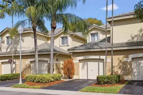 2132 Bahia Ln, Weston, FL 33327