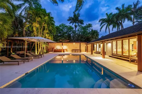 3600 Stewart Ave, Miami, FL 33133