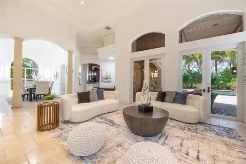 16740 Berkshire Ct, Southwest Ranches, FL 33331