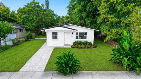2437 NW 20th St, Fort Lauderdale, FL 33311