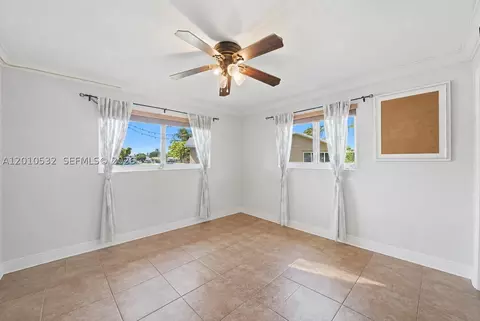 Bedroom - 9331 SW 104th Ct, Miami, FL 33176 photo 6 of 10
