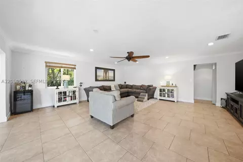 Living - 9331 SW 104th Ct, Miami, FL 33176 photo 2 of 8