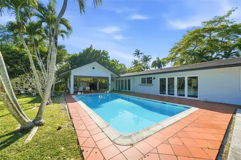 Exterior - 9331 SW 104th Ct, Miami, FL 33176 photo 12 of 17