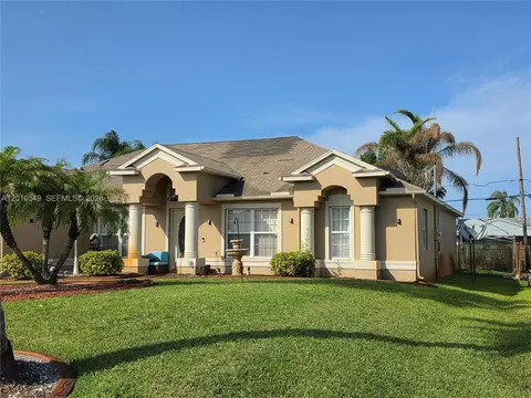 2637 SW Monterrey Ln, Port Saint Lucie, FL 34953