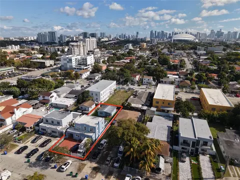 Undisclosed, Miami, FL 33125