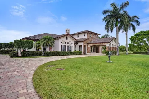 31310 SW 215th Ave, Homestead, FL 33030