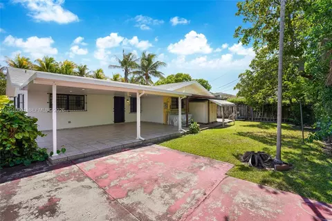 Exterior - 1735 SW 15th St, Miami, FL 33145 photo 4 of 4