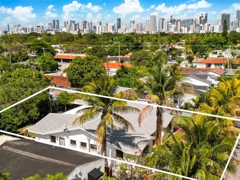 View/Area - 1735 SW 15th St, Miami, FL 33145 photo 1 of 5