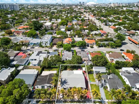 View/Area - 1735 SW 15th St, Miami, FL 33145 photo 3 of 5