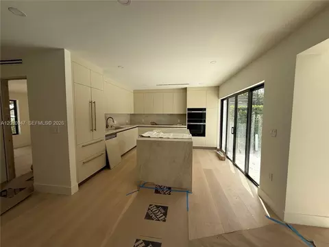 118 Sarto Ave, Coral Gables, FL 33134