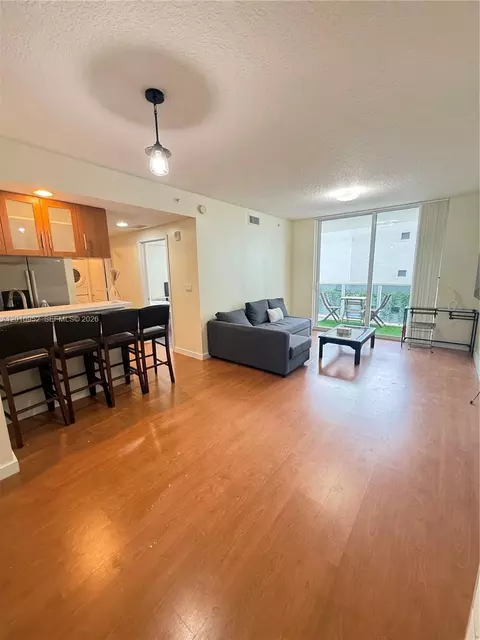 601 NE 23rd St #901, Miami, FL 33137