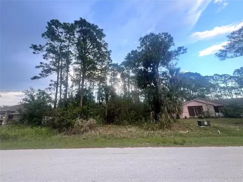1171 SW Gawain Rd, Palm Bay, FL 32908