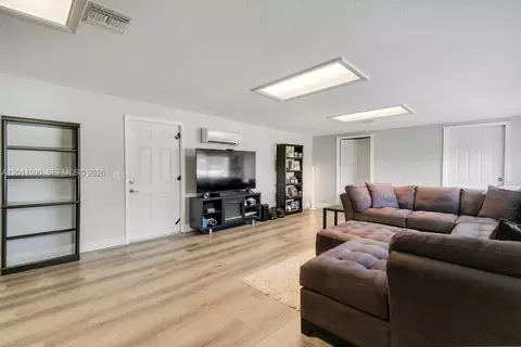 Other - 19049 SE Robert Dr, Jupiter, FL 33469 photo 6 of 11