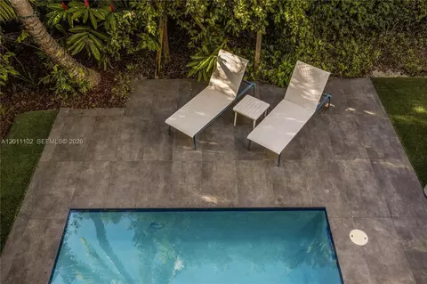 Exterior - 3232 Emathla St, Miami, FL 33133 photo 6 of 8