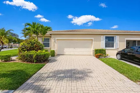 2151 Umbrella Cay, West Palm Beach, FL 33411