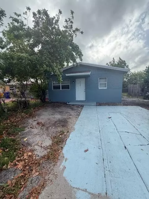 2131 NW 26th Ave, Fort Lauderdale, FL 33311