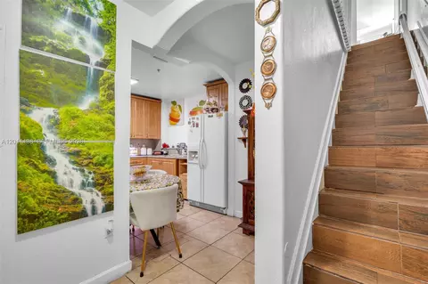 Entry Way - 8031 W 36th Ave #1, Hialeah, FL 33018 photo 1 of 4