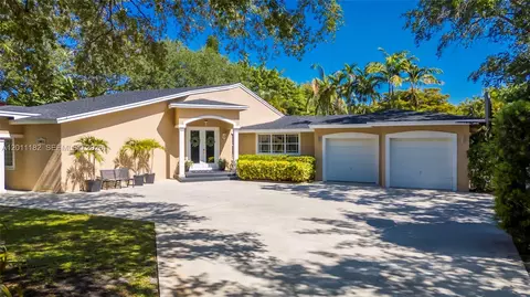 14011 SW 21st St, Davie, FL 33325