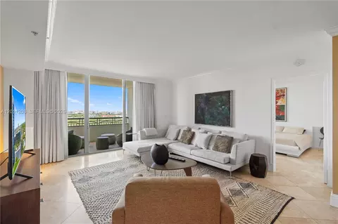 3400 SW 27th Ave #1505, Coconut Grove, FL 33133