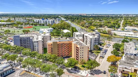 16400 NE 17th Ave #206, North Miami Beach, FL 33162