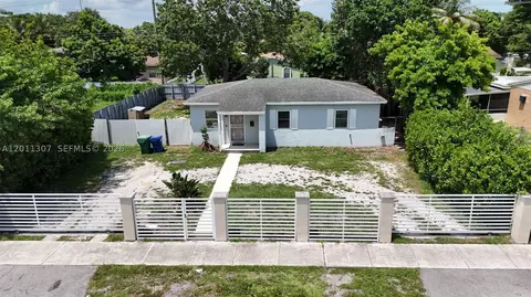 335 NW 187th St, Miami Gardens, FL 33169