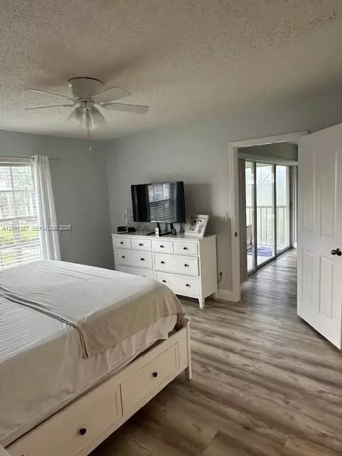 Bedroom - 575 Augusta Blvd #8, Naples, FL 34113 photo 3 of 5