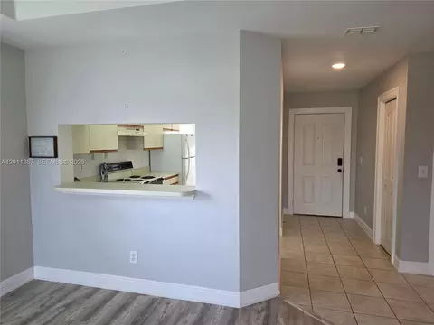 Other - 575 Augusta Blvd #8, Naples, FL 34113 photo 3 of 9