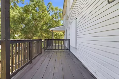 Exterior - 207 SE 6th Ave, Okeechobee, FL 34974 photo 7 of 7