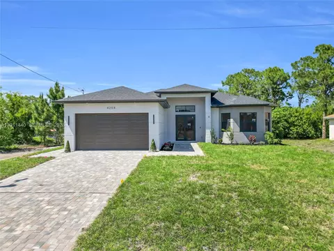 4204 3rd St W, Lehigh Acres, FL 33971