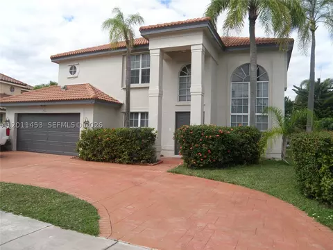 722 NW 177th Ave, Pembroke Pines, FL 33029