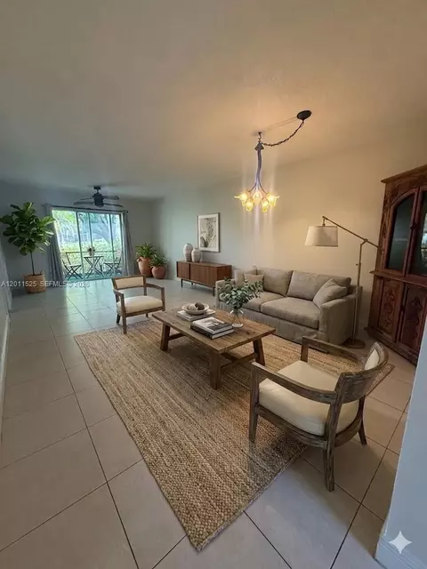 5080 SW 64th Ave #104, Davie, FL 33314