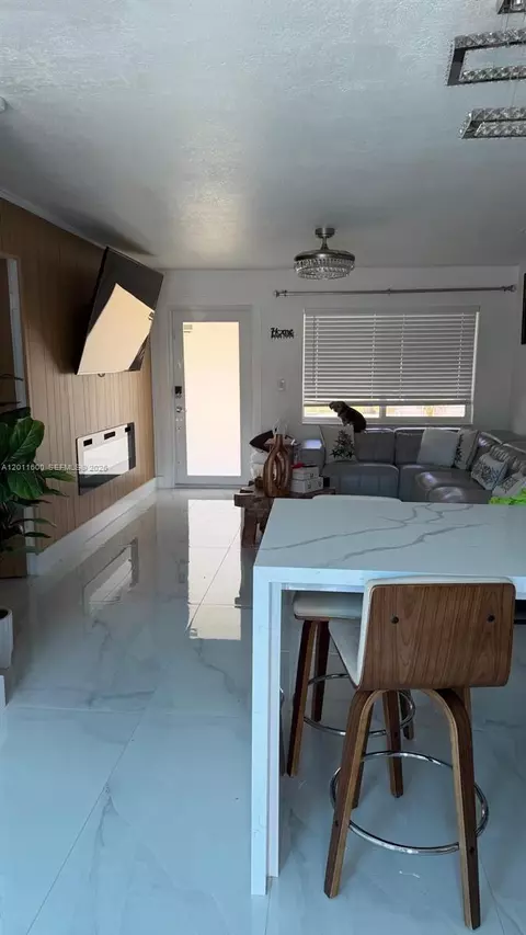 1701 NW 12th Ave, Homestead, FL 33030