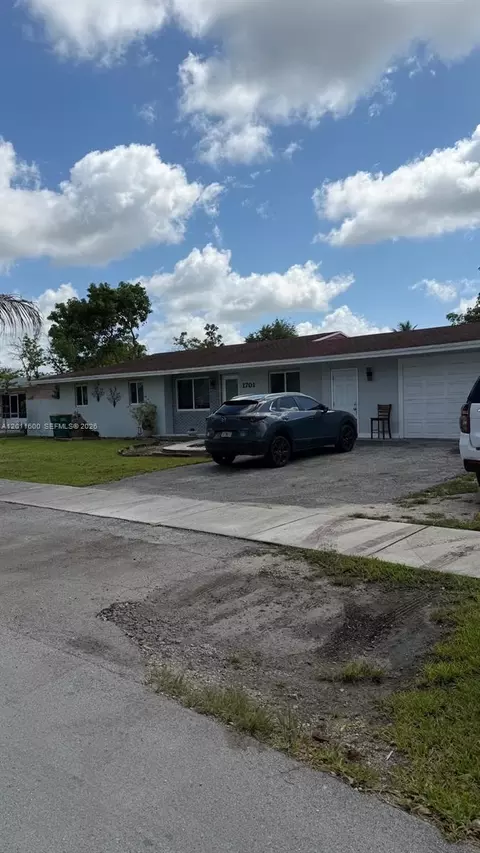 1701 NW 12th Ave, Homestead, FL 33030