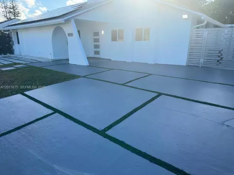 20420 SW 122nd Pl, Miami, FL 33177
