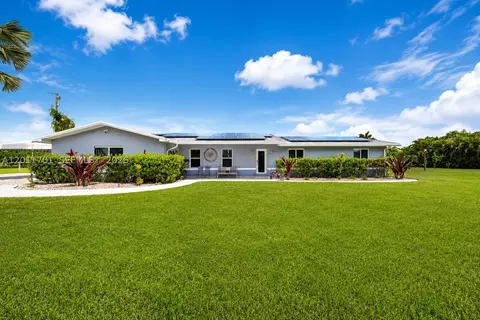 21175 SW 232nd St, Miami, FL 33170